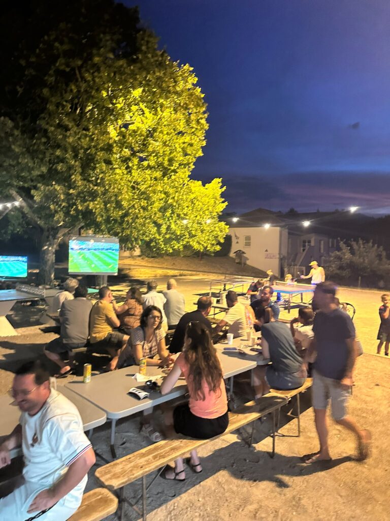 Guinguette La grotte de Savigny le 10 Juillet 2026