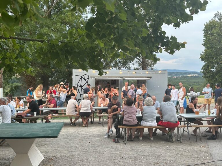 Guinguette La grotte de Savigny le 10 Juillet 2026